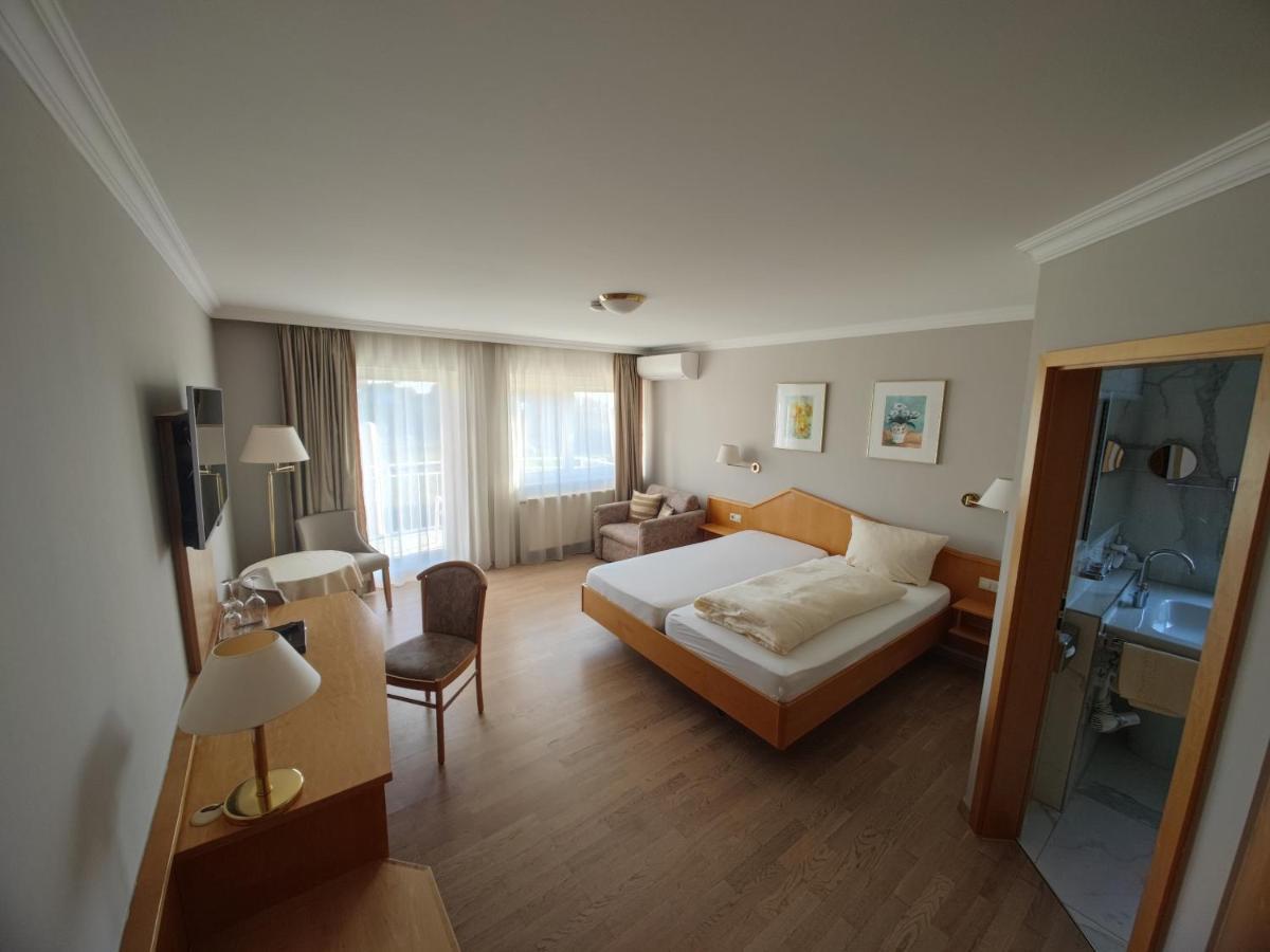 Sporthotel Schoenblick 미르스부르크 외부 사진