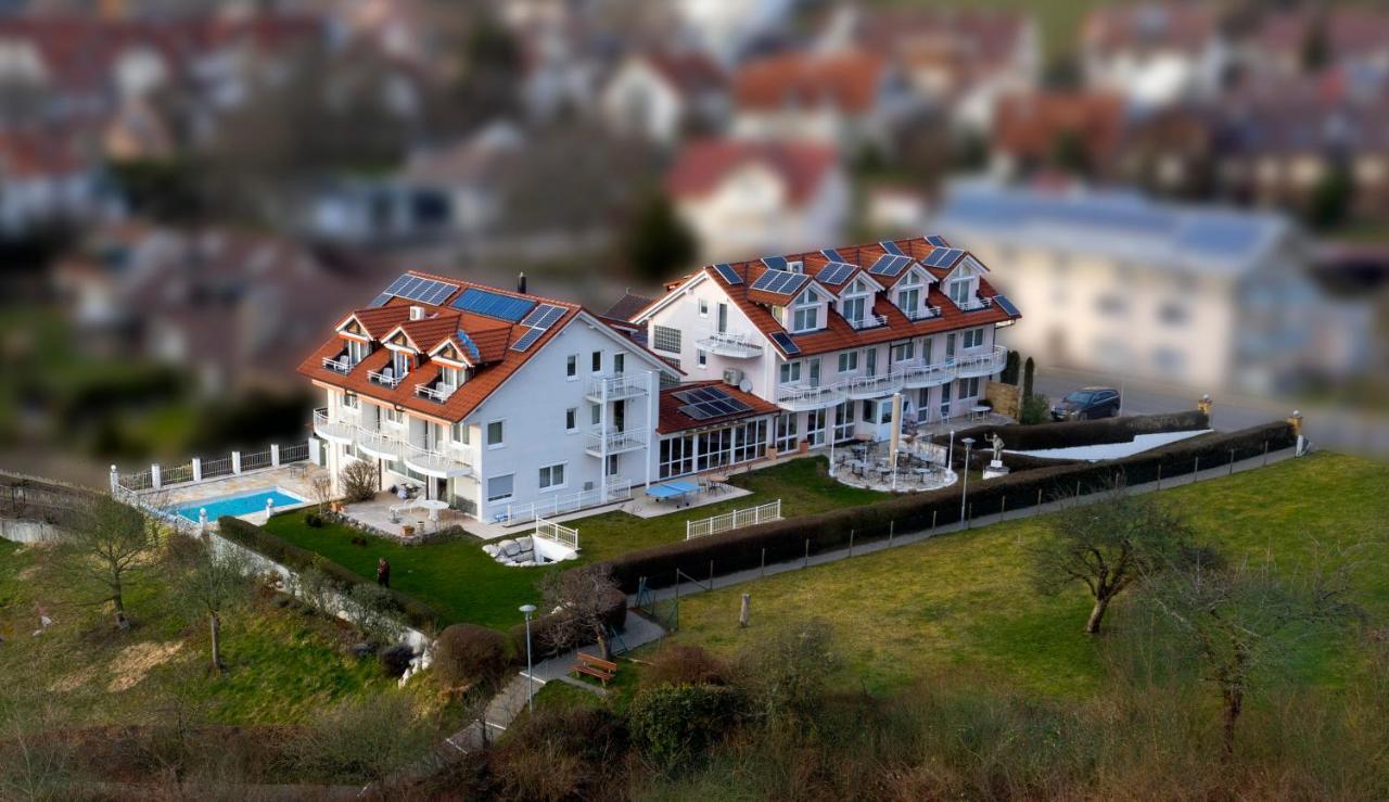 Sporthotel Schoenblick 미르스부르크 외부 사진