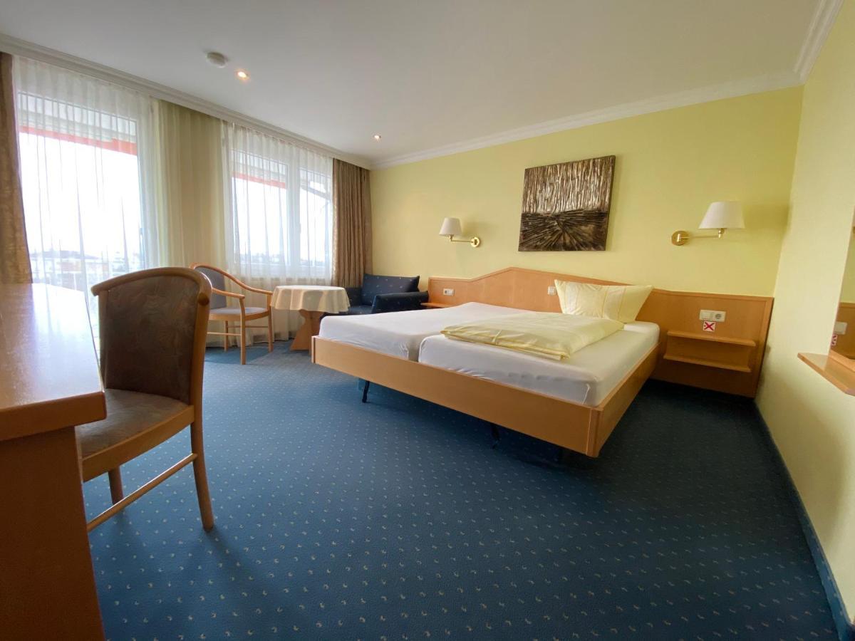 Sporthotel Schoenblick 미르스부르크 외부 사진