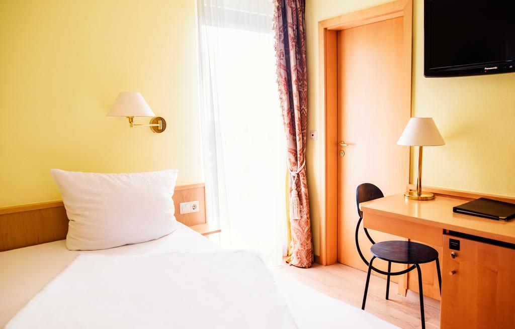 Sporthotel Schoenblick 미르스부르크 외부 사진